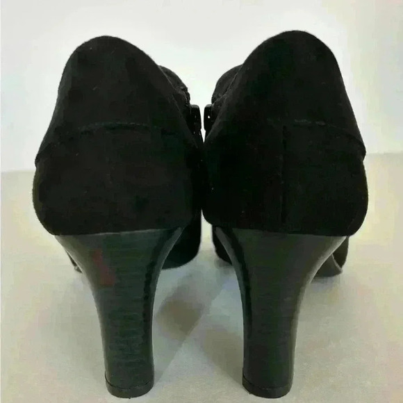 Amelia Grace Black Suede Wedge Booties - Picture 6 of 10